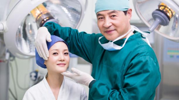 Corea del Sur bate récord con número de cirugías estéticas