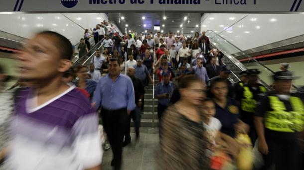 El metro de Panamá se hace "un éxito socio-económico"