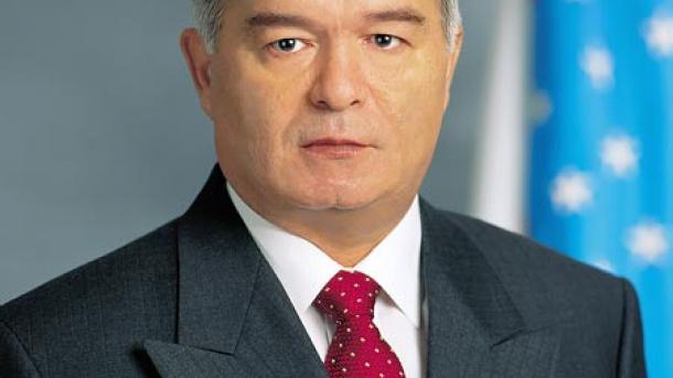 Uzbekistan, i primi risultati riconfermano Islam Karimov