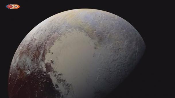 美国公布冥王星的高分辨率图像