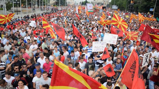 马其顿反对党举行抗议政府活动