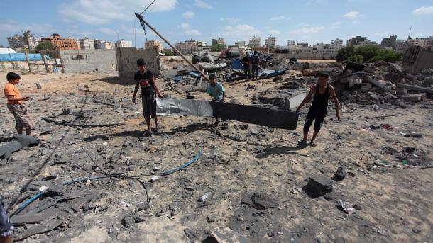 以色列战机密集轰炸加沙地带