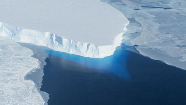 Aumenta el nivel superficial del continente en Antártida 