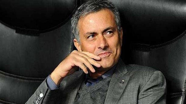 Jose Mourinho dobio ponudu od PSG-a