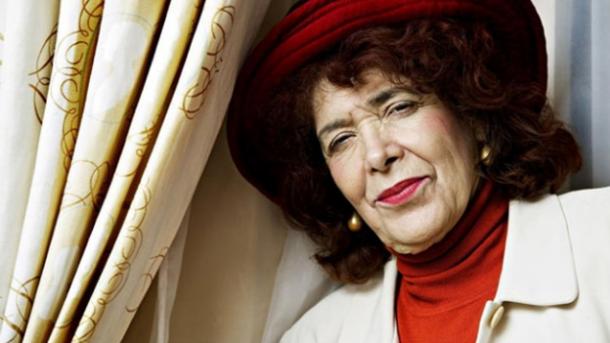 Elhunyt a híres algériai írónő