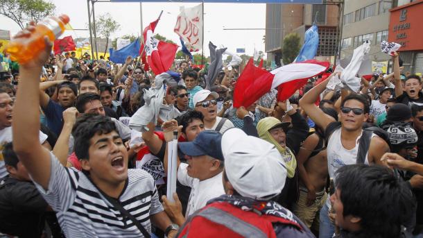 پیرو میں طلبہ کے مظاہرے ختم 