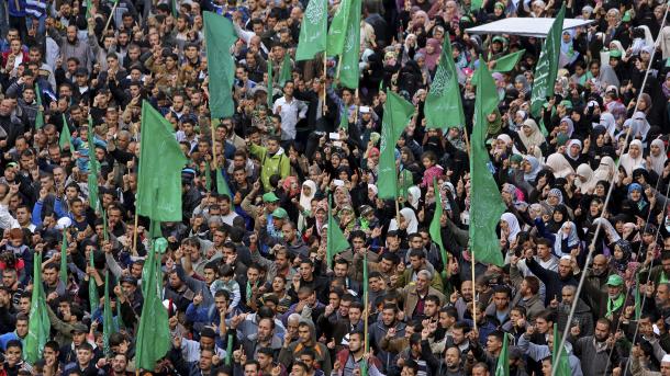 Манифестация по повод годишнината от основаването на Хамас...