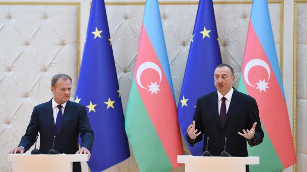 欧盟理事会主席访问阿塞拜疆