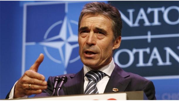 Rasmussen negocia la Cumbre de la OTAN con Erdoğan