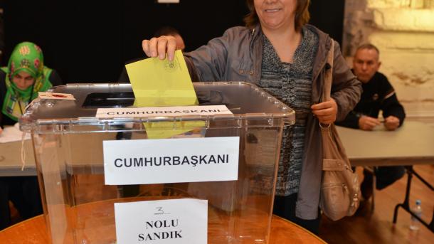 境外土耳其人开始总统大选投票