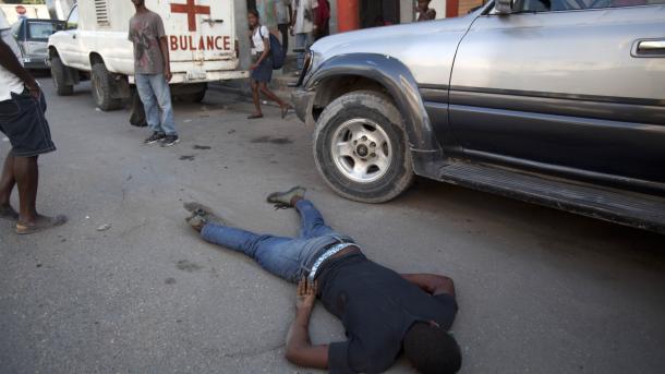 联合国维和人员在海地向示威者开枪