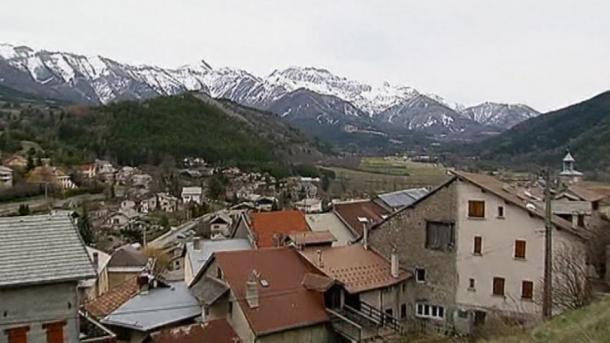 Meghalt öt síelő a francia Alpokban