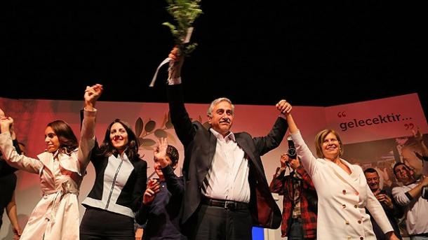 Mustafa Akıncı venceu as eleições no Chipre do norte
