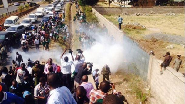 اقدام باورنکردنی پلیس در برابر دانش آموزان دبستانی در کنیا