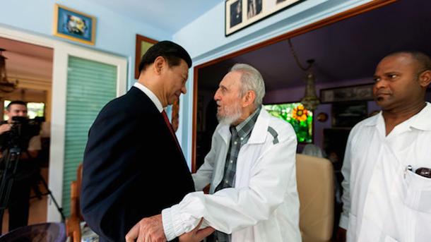 Xi Jinping se reúne con los Castro en Cuba