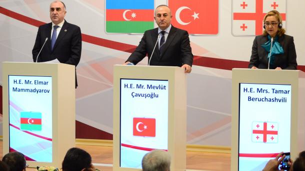 Turquía respalda la integridad territoral de Azerbaiyán y Georgia