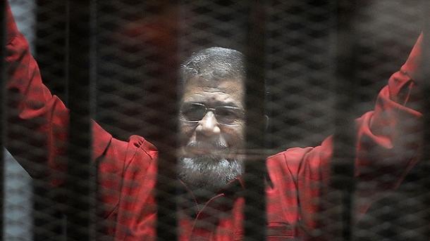 مرسي ته د اعدام جامې