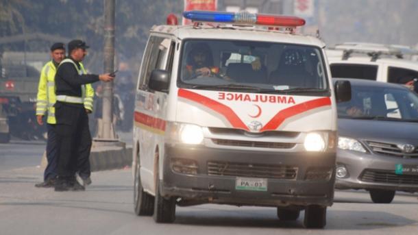 حمله با بمب در پاکستان: ۸ کشته 