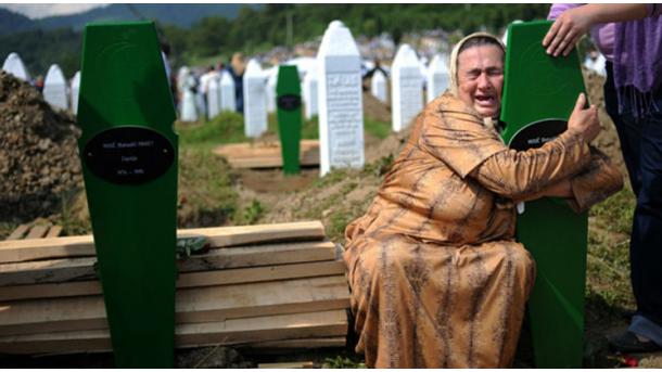 Olanda chiesto scusa per il massacro di Srebrenica 