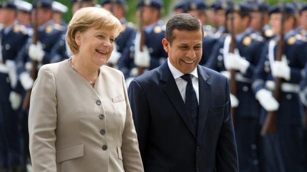 Presidente de Perú en Alemania para ver a Merkel