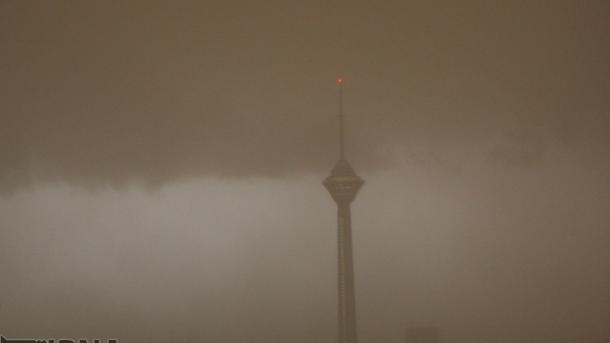 4 کشته و تعدادی مفقود و مجروح نتیجه طوفان تهران و کرج
