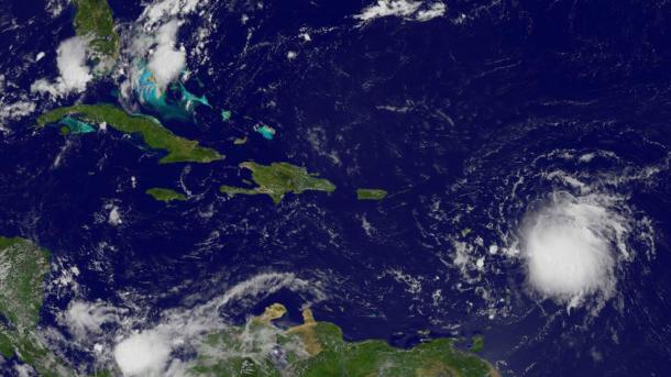 Alerta roja en República Dominicana por tormenta tropical Erika