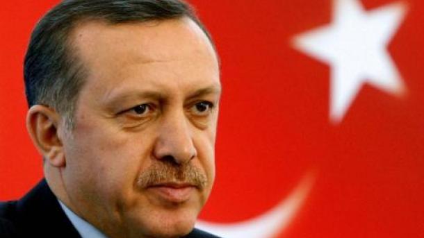El presidente Erdoğan interrumpe su visita a Rumania