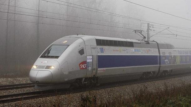 Accidente de tren en Francia deja al menos 5 muertos
