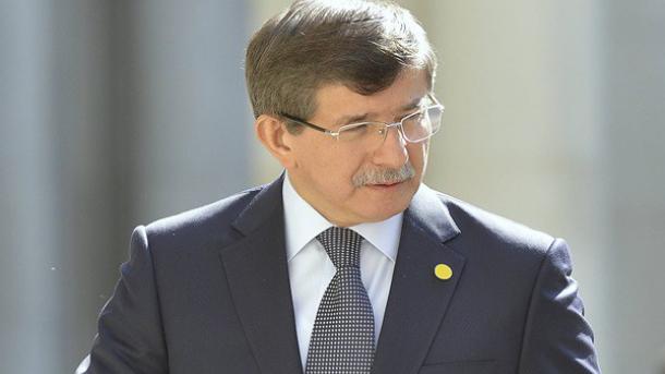 Davutoglu y Juncker han abordado la liberación de visado por la zona de Schengen