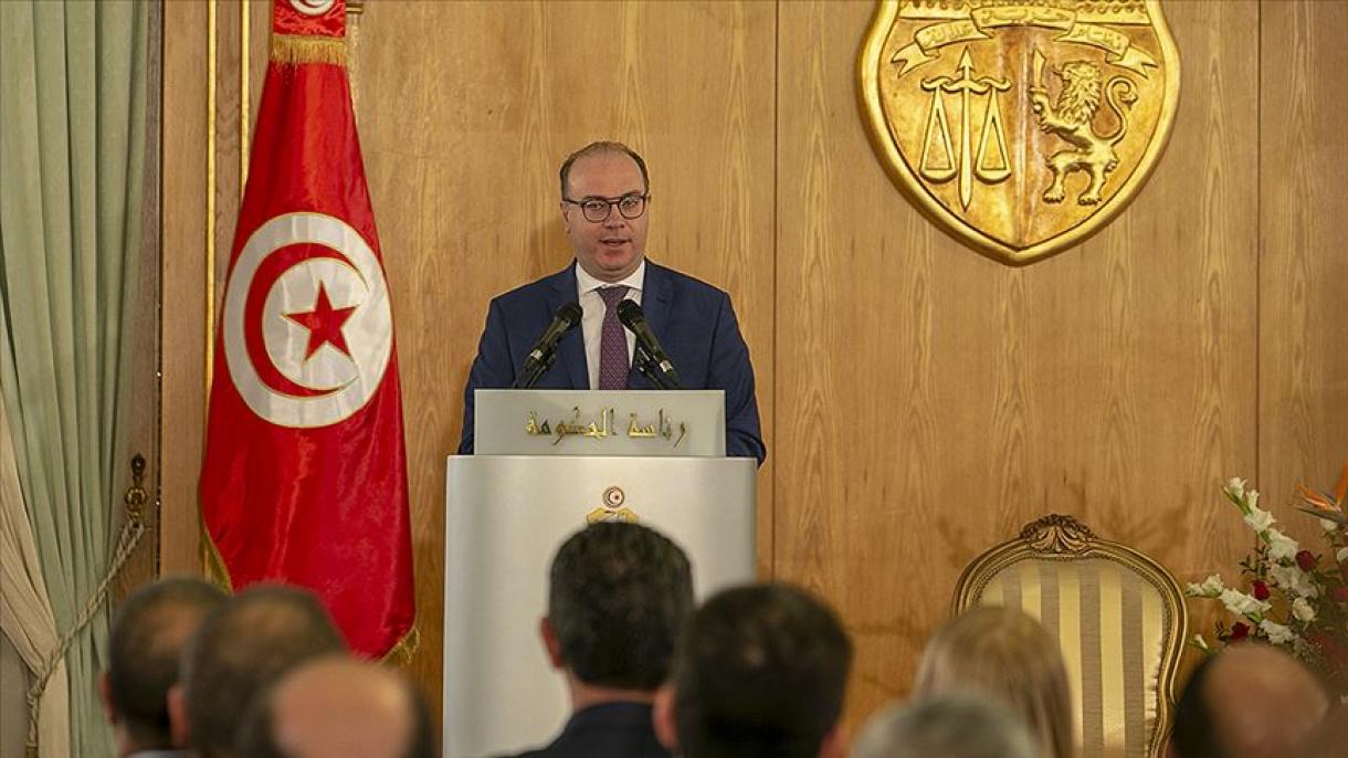 Primer ministro tunecino presenta su renuncia tras acusaciones de corrupción