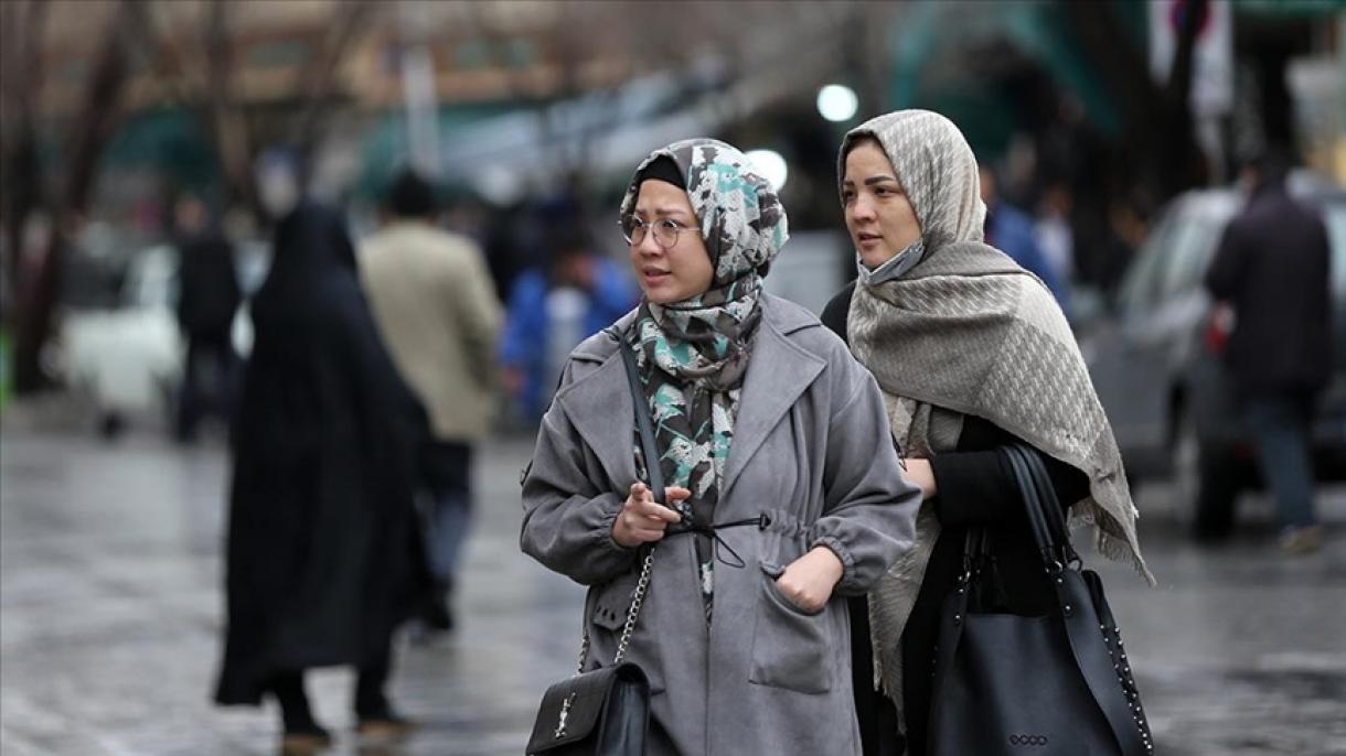 ایران میں بے حجاب خواتین کا پتہ لگانے کےلیے کیمرے لگانے کا اعلان