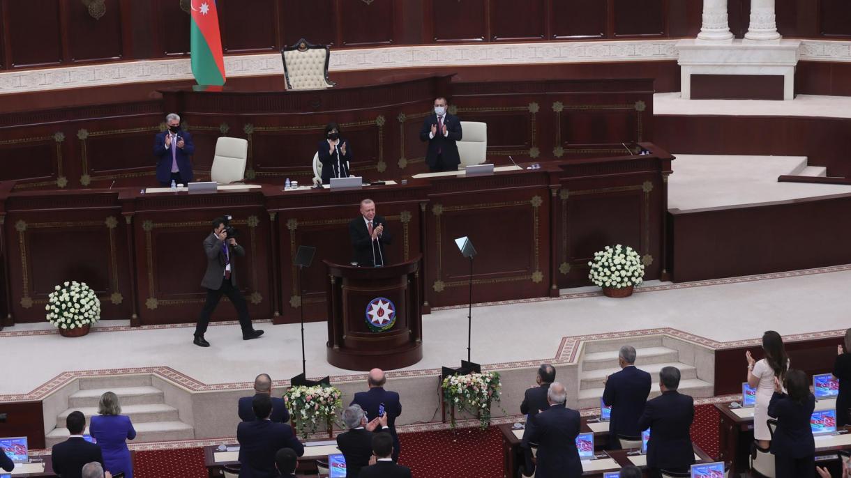 Erdogan s-a adresat cu un discurs Adunării Naționale a Azerbaidjanului