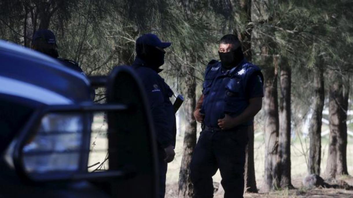 مېكسىكادا قارا گۇرۇھلار ئوتتۇرىسىدا يۈز بەرگەن توقۇنۇشتا نۇرغۇن ئادەم ئۆلدى