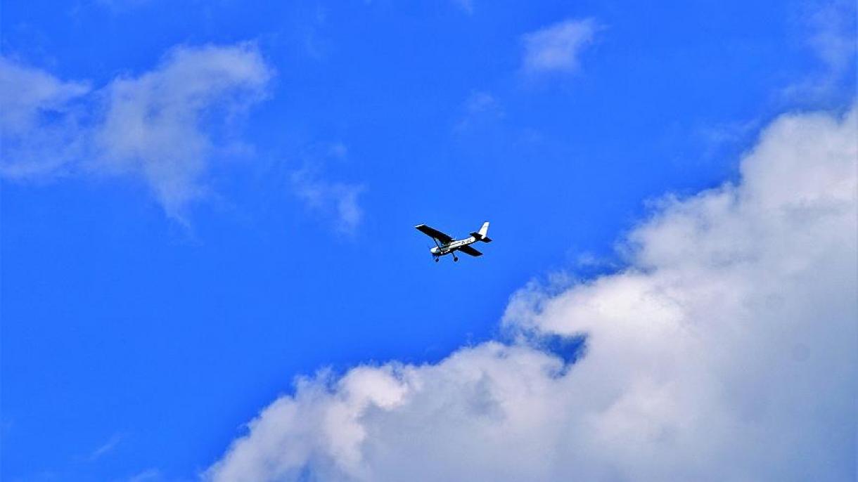 Um avião com 10 pessoas a bordo desaparece no Quênia