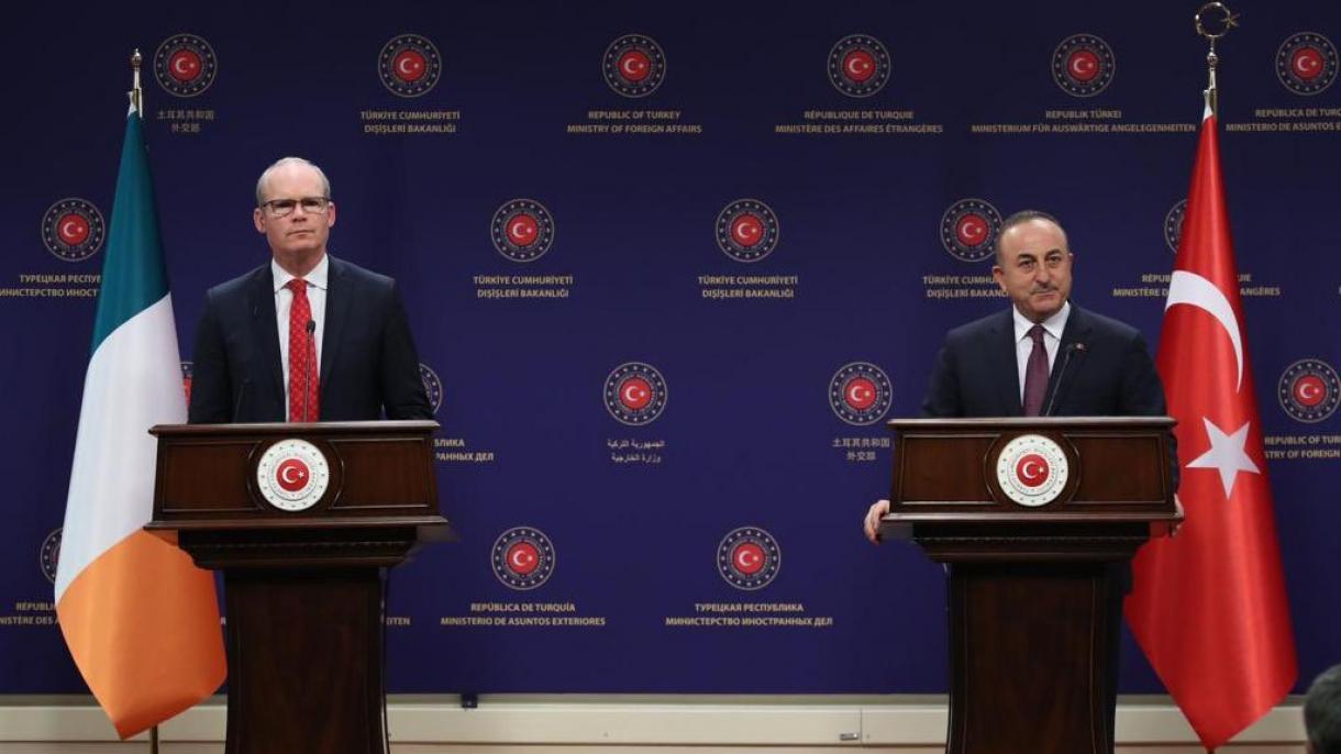 Turquia quer impulsionar as suas relações económicas e comerciais com a Irlanda