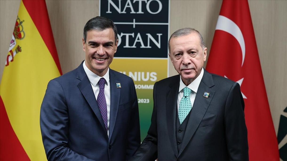 Erdoğan elnök találkozott Pedro Sanchez spanyol miniszterelnökkel