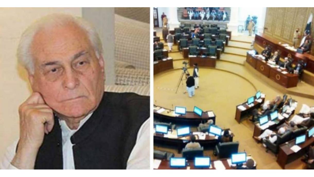 پاکستان، محمد اعظم خان  صوبہ خیبر پختون خوا کا نگراں وزیراعلیٰ مقرر
