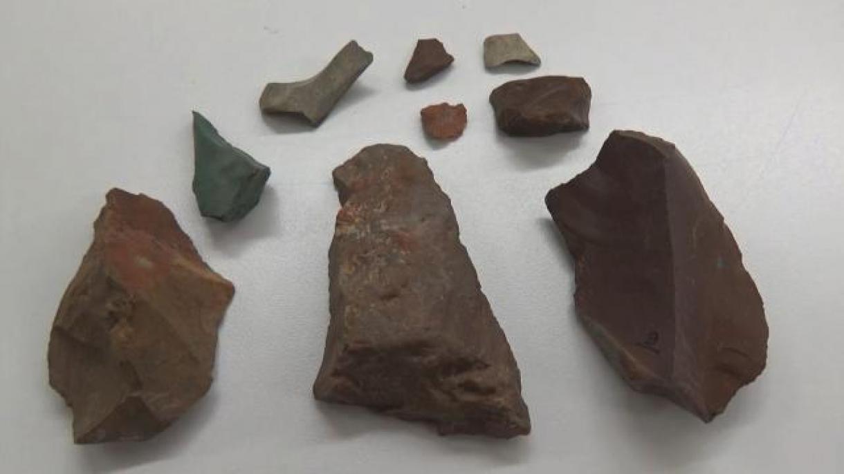 Se encuentran herramientas de piedra que datan del 11.000 a.C. en Trabzon