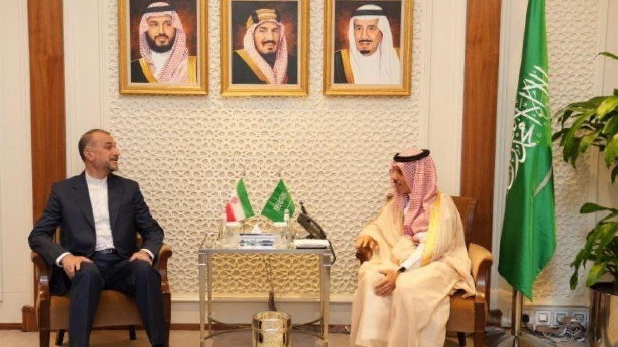 وزیر امور خارجه ایران از سفر رئیس جمهور کشورش به عربستان خبر داد