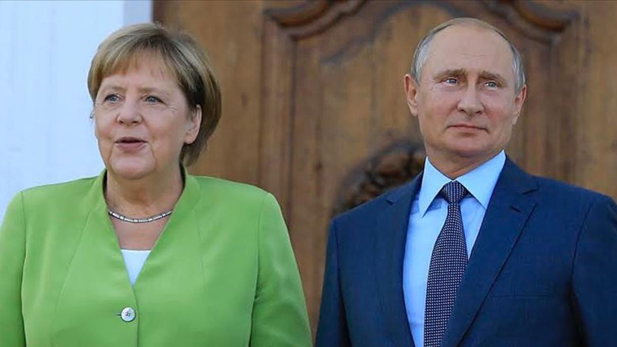 Putin - Merkel' söyläşüe