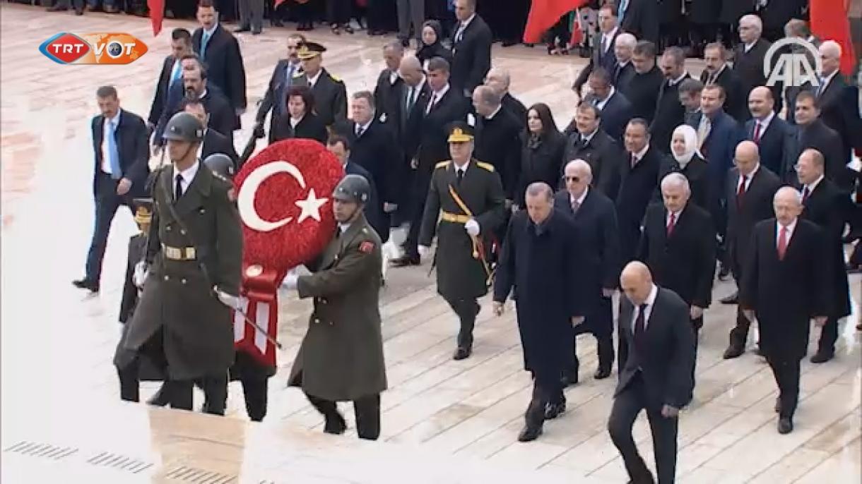 Nagy lelkesedés a Török Köztársaság kikiáltásának 94. évfordulóján