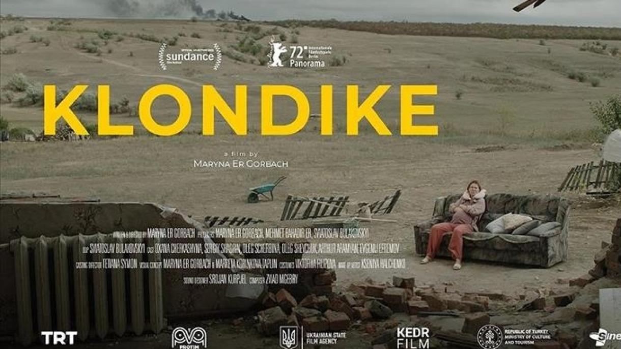 کلوندایک فیلمی سوئیس ده اۆچ بایراغا ایه بوُلدی