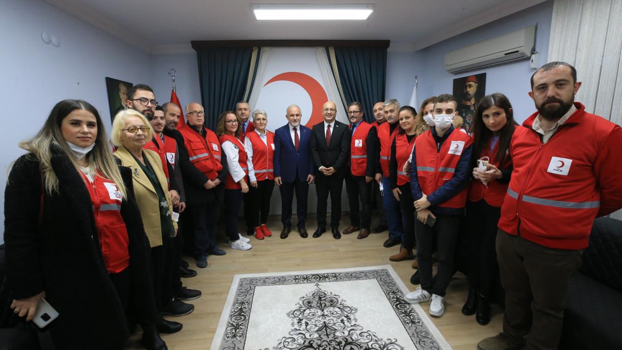 Media Luna Roja Turca dispuesta a ayudar a las personas en la frontera entre Bielorrusia y Polonia
