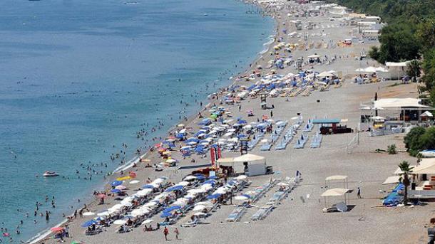 "Capital de turismo" de Turquía se prepara para la sesión de verano