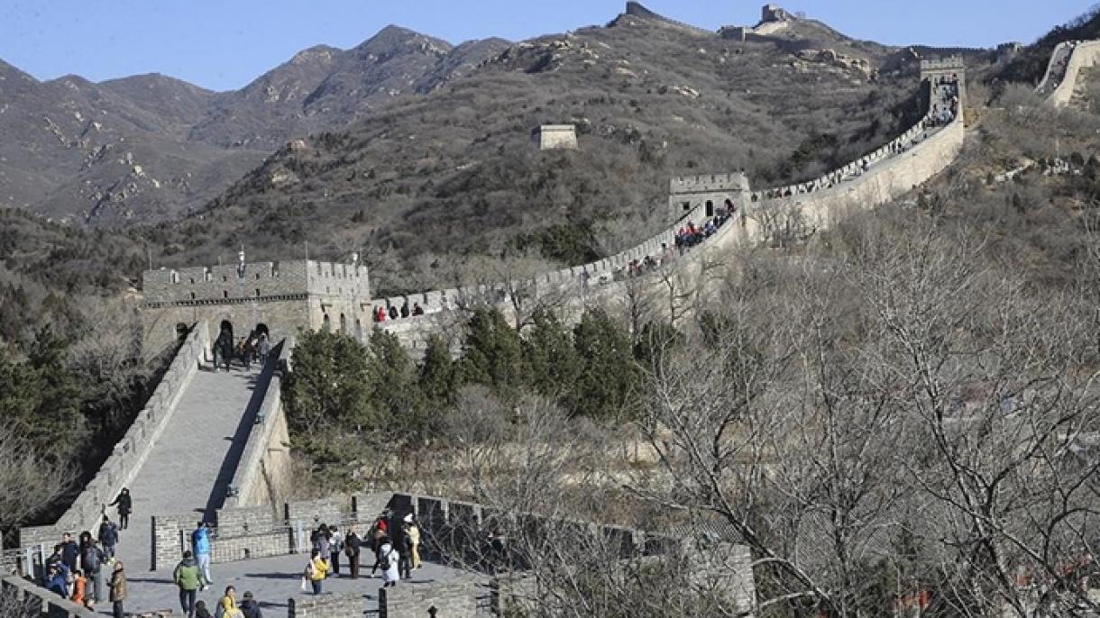 中国驻外使领馆将恢复对国外人士的旅游签证