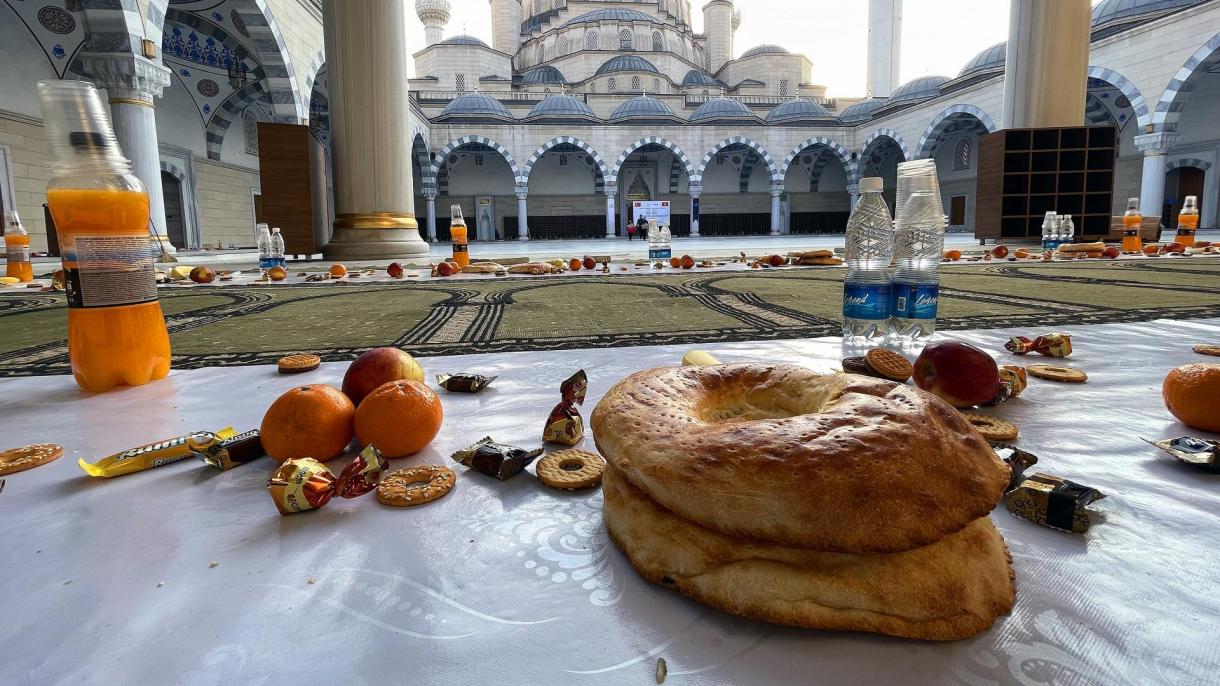 TIKA Bişkekde Agzaçar Berdi