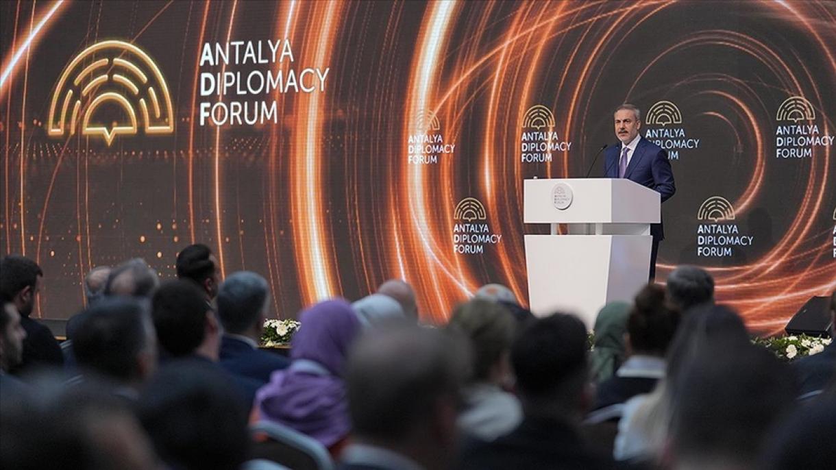Este año asistieron 4.700 personas de 148 países al Foro de Diplomacia de Antalya