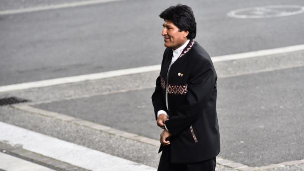 Evo Morales designará delegados para hacer negocios con Rusia y China