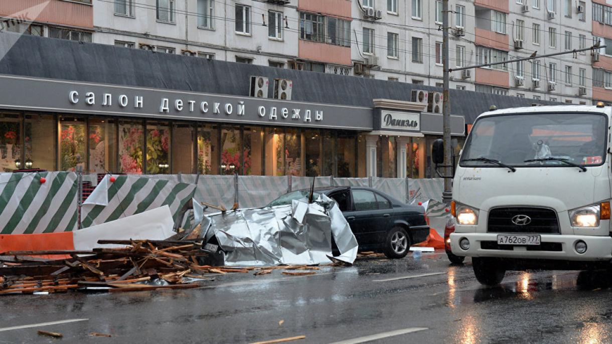 طوفان در مسکو 11 کشته بر جای نهاد