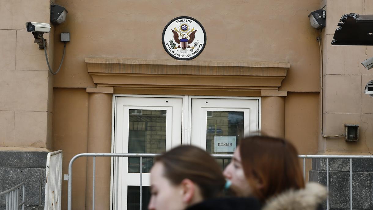 دیپلمات های اخراجی آمریکا روسیه را ترک می کنند